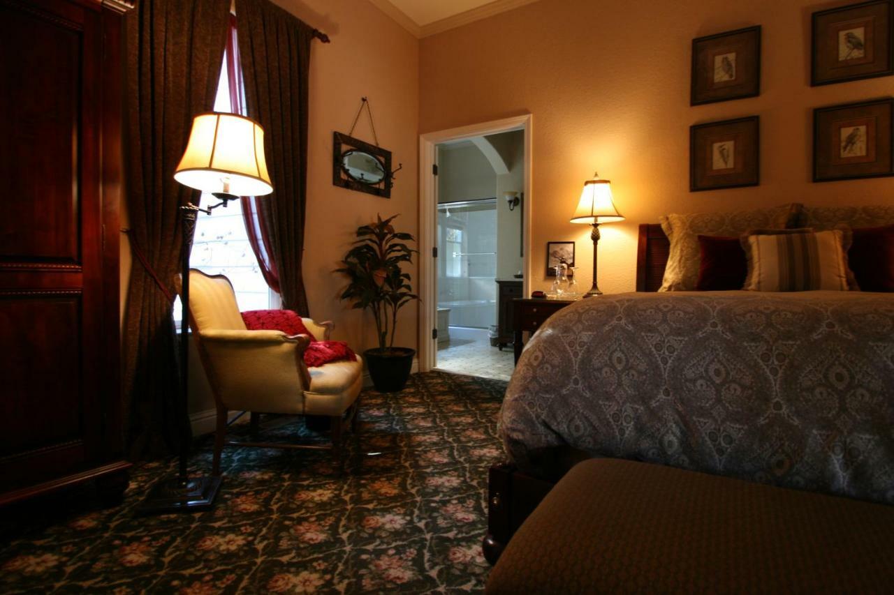 Yosemite Rose Bed And Breakfast Groveland Exterior foto